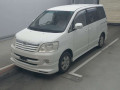 2002 Toyota Noah