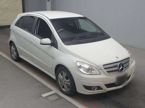 2011 Mercedes Benz B-Class 245232[2]