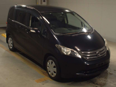 2009 Honda Freed GB3[2]