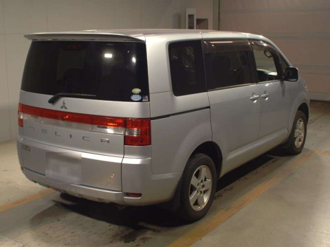 2008 Mitsubishi Delica D5 CV5W[1]