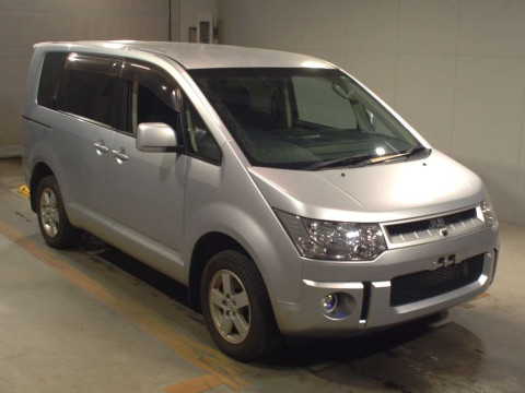 2008 Mitsubishi Delica D5 CV5W[2]