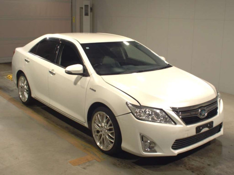 2014 Daihatsu Altis AVV50N[2]