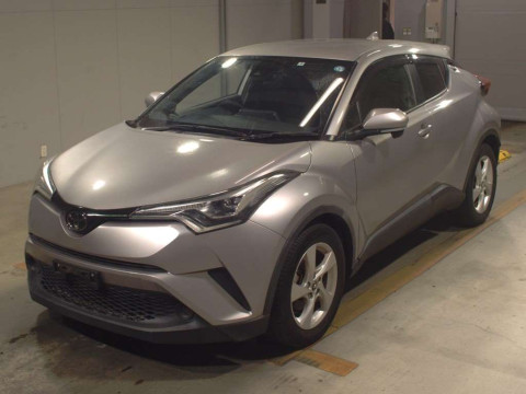 2019 Toyota C-HR NGX10[0]