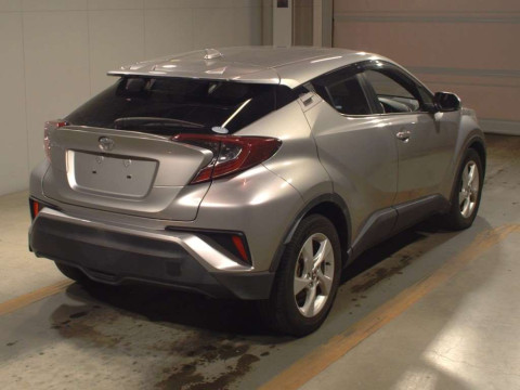 2019 Toyota C-HR NGX10[1]