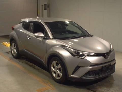 2019 Toyota C-HR NGX10[2]