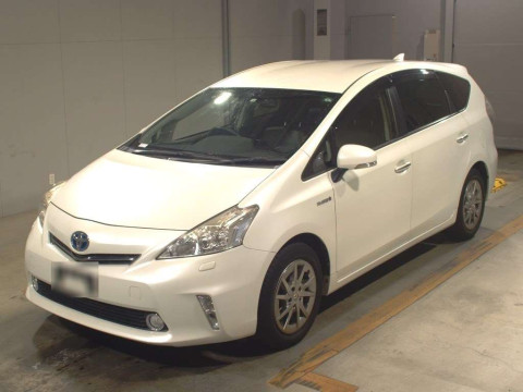 2014 Toyota Prius alpha ZVW41W[0]