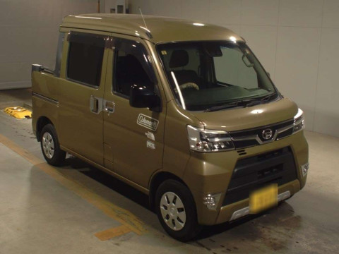 2019 Daihatsu Hijet Cargo S321W[2]