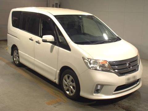 2012 Nissan Serena FC26[2]