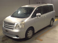 2009 Toyota Noah