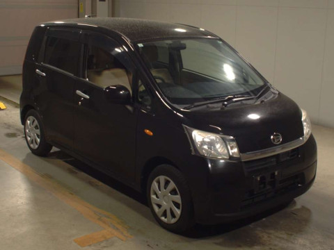 2013 Daihatsu Move LA100S[2]