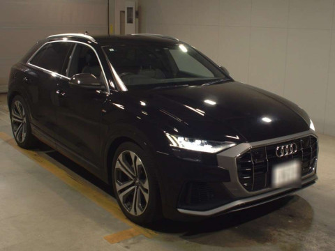 2019 Audi Q8 F1DCBA[2]