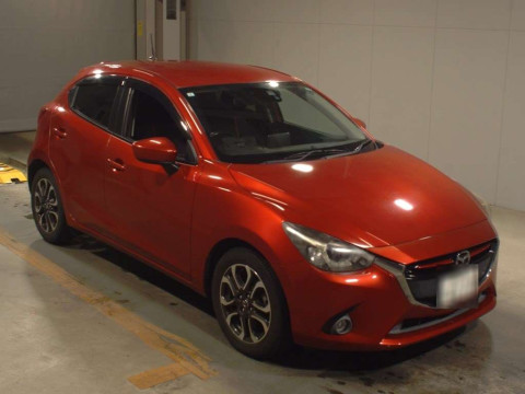 2015 Mazda Demio DJ5FS[2]