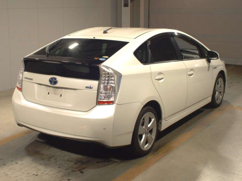 2010 Toyota Prius ZVW30[1]