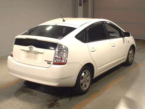 2010 Toyota Prius NHW20[1]