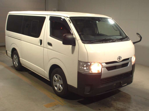 2021 Toyota Hiace Van GDH201V[2]