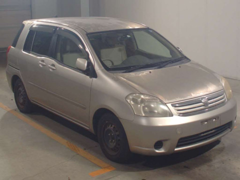 2004 Toyota Raum NCZ20[2]