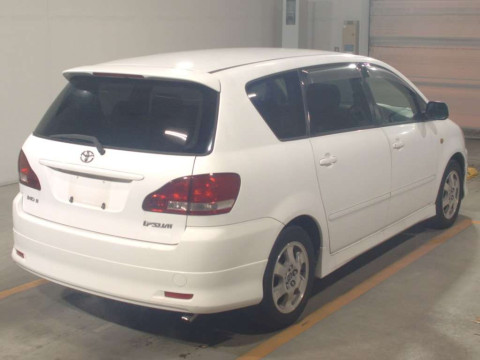 2002 Toyota Ipsum ACM21W[1]