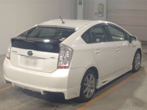 2010 Toyota Prius ZVW30[1]