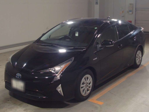 2015 Toyota Prius ZVW50[0]