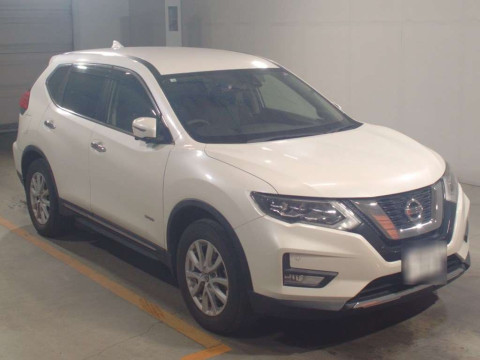 2018 Nissan X-Trail HT32[2]