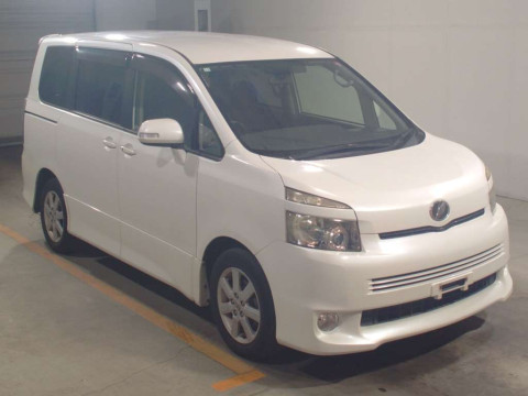 2008 Toyota Voxy ZRR70W[2]