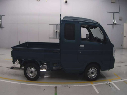 2024 Suzuki Carry Truck DA16T[2]