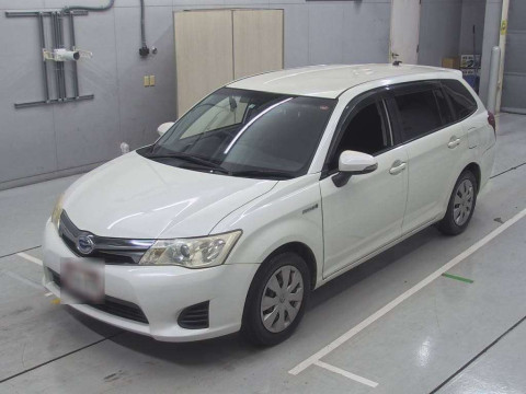 2013 Toyota Corolla Fielder NKE165G[0]