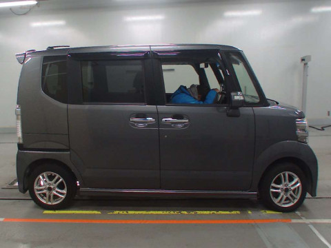 2015 Honda N-BOX CUSTOM JF2[2]