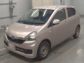 2013 Daihatsu Mira es