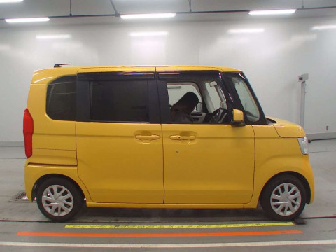 2018 Honda N-BOX JF3[2]