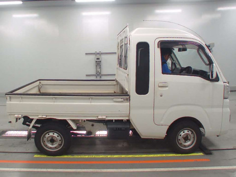 2014 Daihatsu Hijet Truck S510P[2]