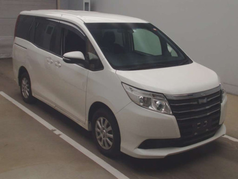 2017 Toyota Noah ZRR85G[2]