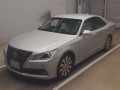 2015 Toyota Crown Hybrid