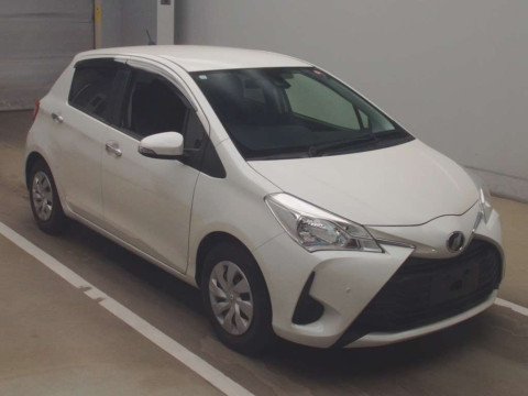 2018 Toyota Vitz NSP130[2]