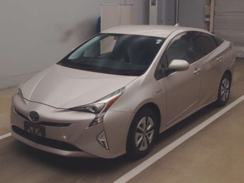 2016 Toyota Prius ZVW55[0]