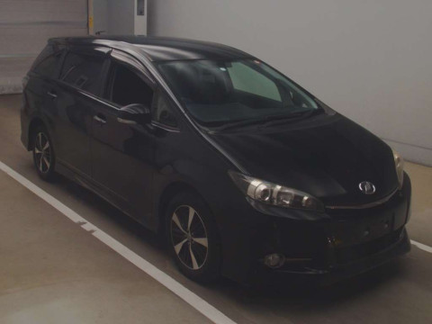 2013 Toyota Wish ZGE20W[2]