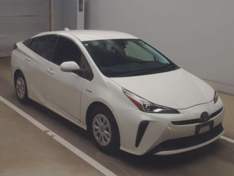 2019 Toyota Prius ZVW51[2]