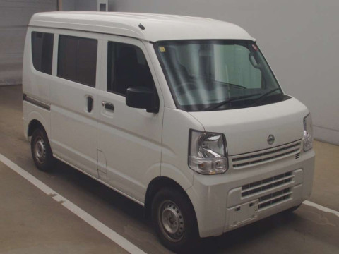 2023 Nissan NV100 Clipper DR17V[2]