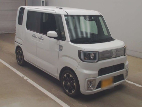 2021 Daihatsu Wake LA700S[2]