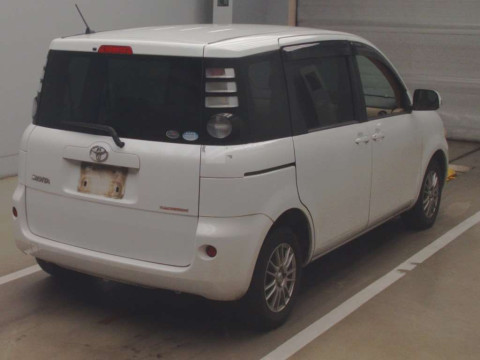 2006 Toyota Sienta NCP81G[1]