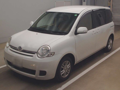 2013 Toyota Sienta NCP81G[0]