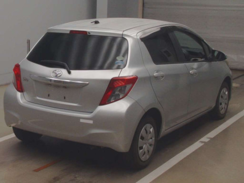 2014 Toyota Vitz NSP130[1]