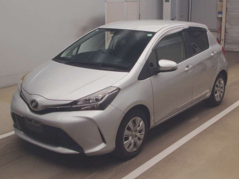 2015 Toyota Vitz NSP130[0]