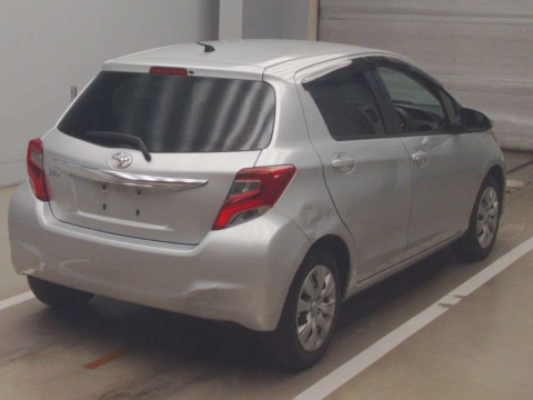 2015 Toyota Vitz NSP130[1]