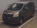 2009 Toyota Noah