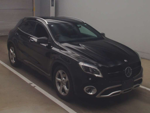 2017 Mercedes Benz GLA-Class 156947[2]