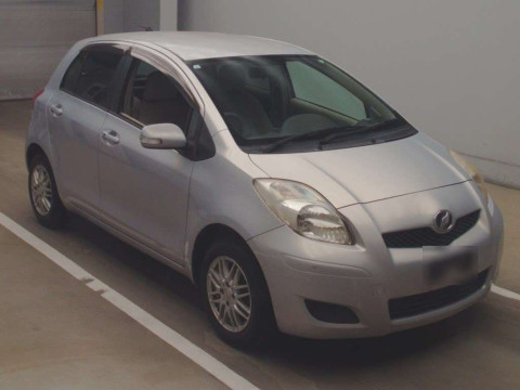 2009 Toyota Vitz KSP90[2]