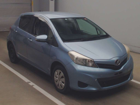 2012 Toyota Vitz NSP130[2]