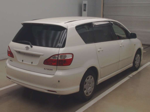 2005 Toyota Ipsum ACM21W[1]