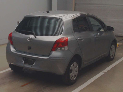 2008 Toyota Vitz SCP90[1]